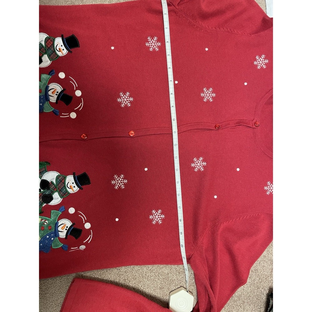 CROFT‎ & BARROW woman L Red Cardigan Sweater Button Christmas Snowmen Snowflakes - Picture 7 of 8